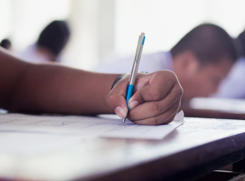 مذكرة فلسفة اولى ثانوي مذكرة فلسفة اولى ثانوي